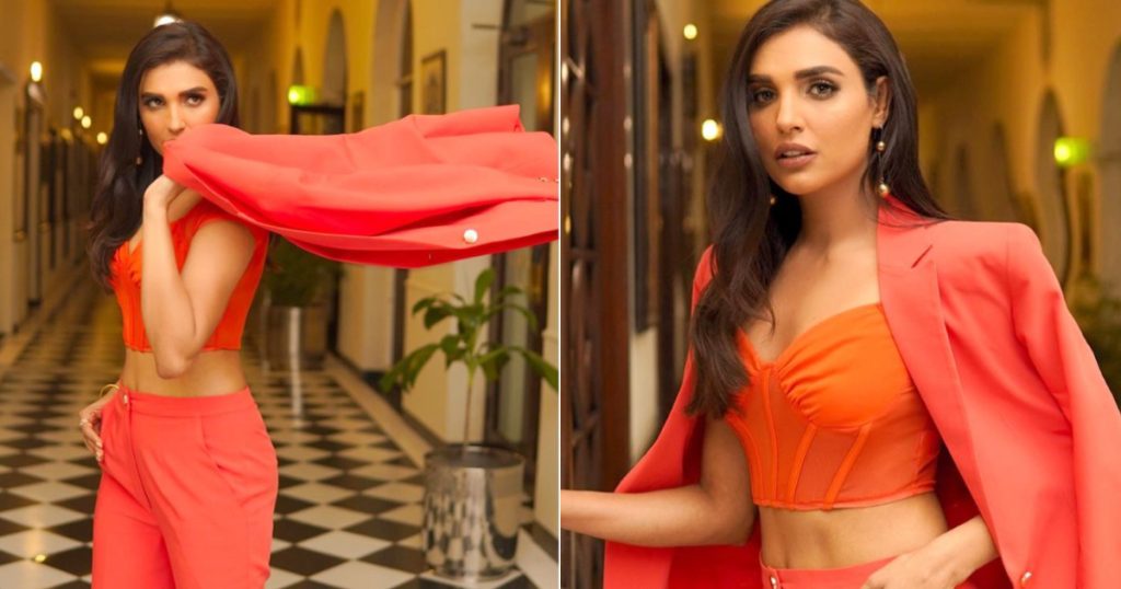 Amna Ilyas's Bold Outfit Gets Heavy Criticism