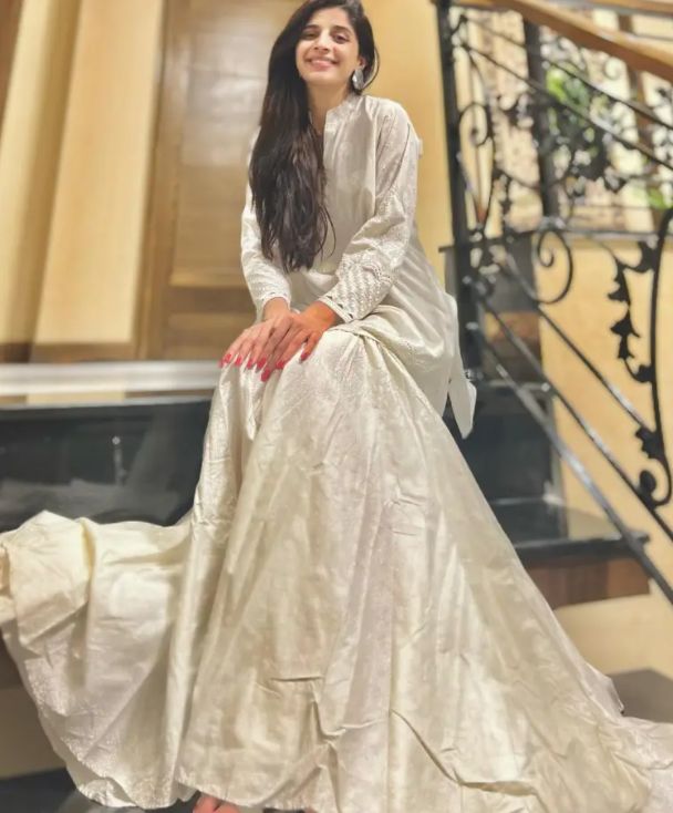 Mawra Hocane Shares Glimpses Of Her New Artistic Home With Fans
