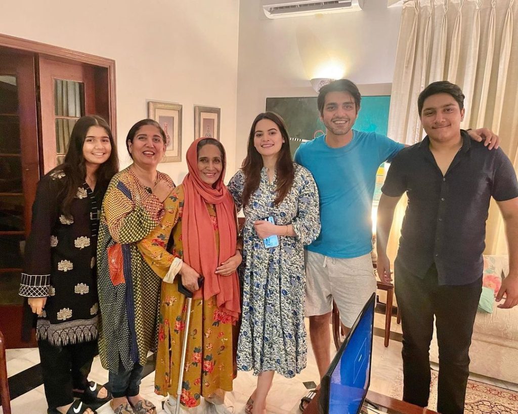 Minal Khan Shares Pictures From Family Get Together