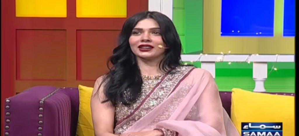 Khalil Ur Rehman Qamar Bashes Sara Loren on Her Praise For Bollywood