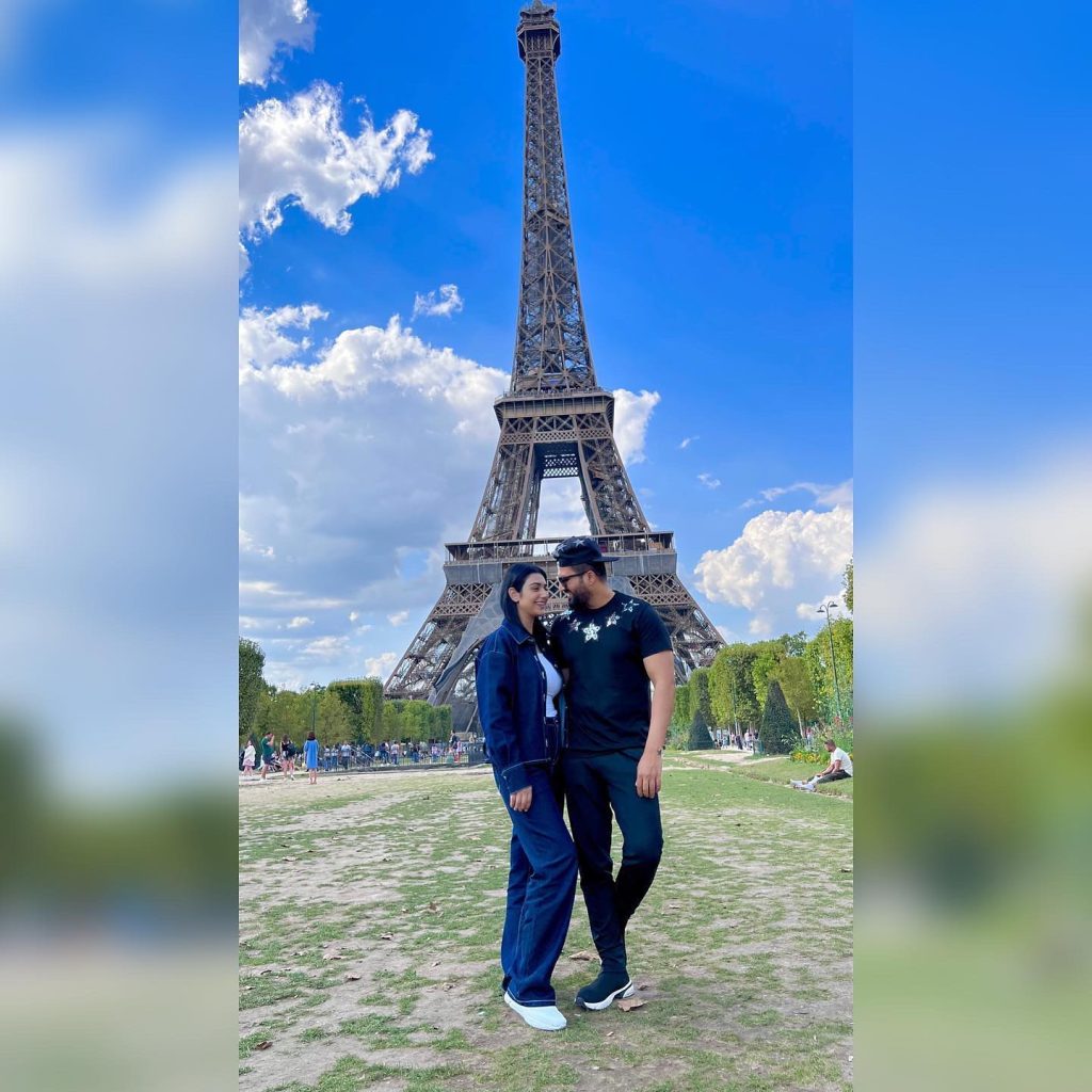 Sarah Khan And Falak Shabir Beautiful Pictures At Eiffel Tower