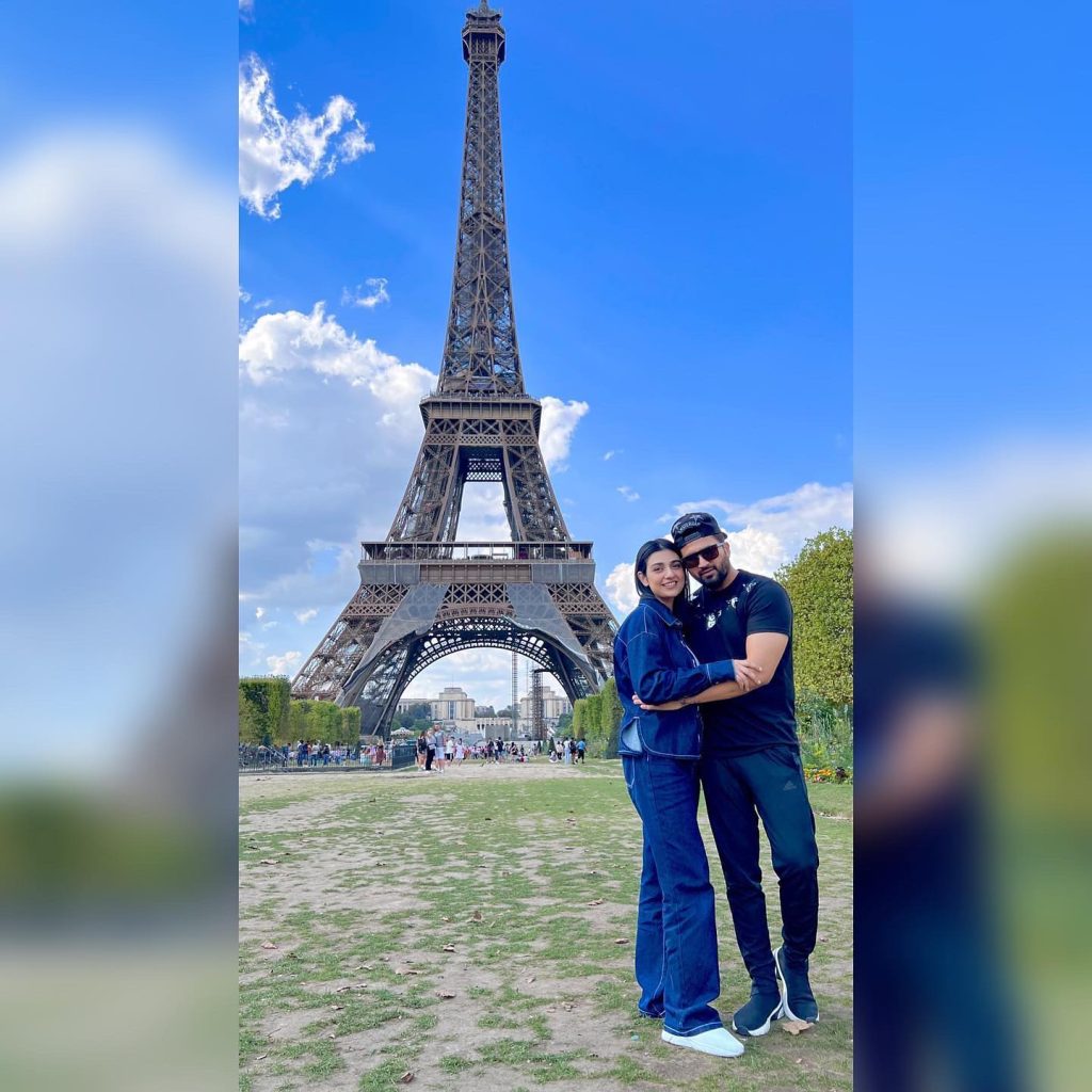 Sarah Khan And Falak Shabir Beautiful Pictures At Eiffel Tower