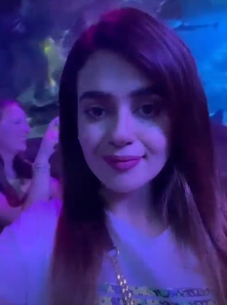 Sumbul Iqbal's Fun Trip To Dallas World Aquarium