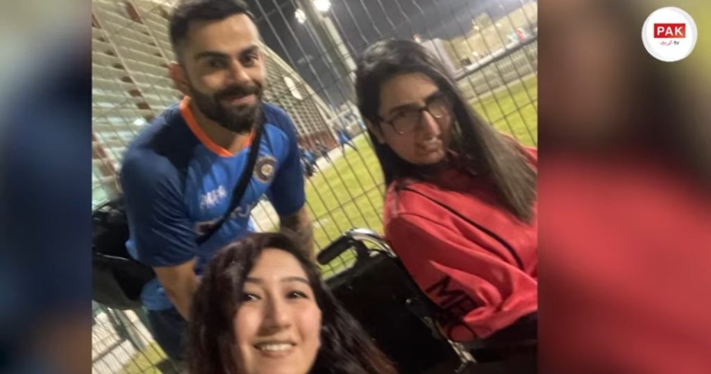 Virat Kohli's Beautiful Gesture For Pakistani Fan