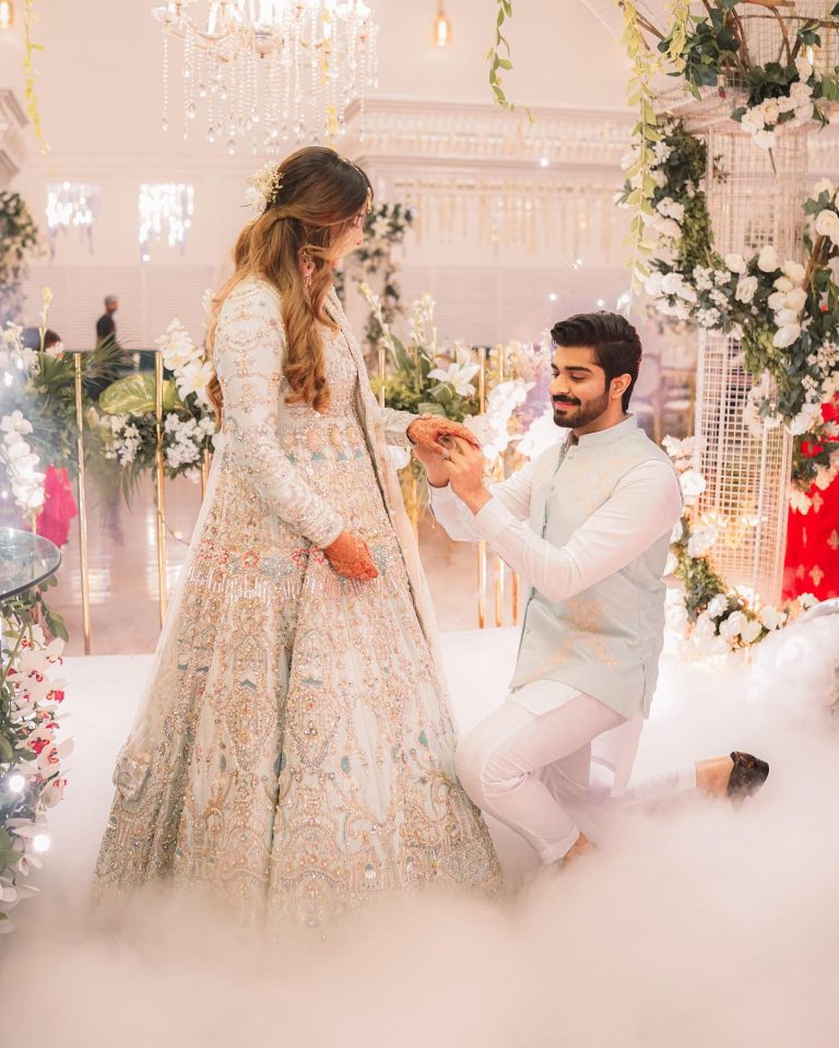 Jannat Mirza Sister Alishba Anjum Got Engaged | Reviewit.pk