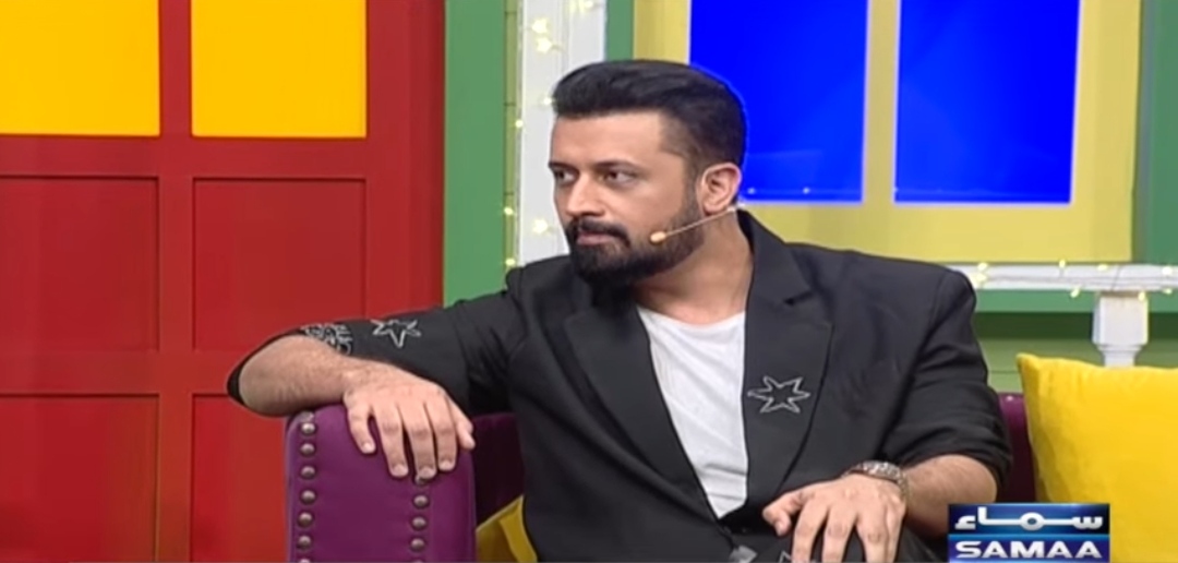 Atif Aslam Talks About Rift with Asha Bhosle in Detail | Reviewit.pk