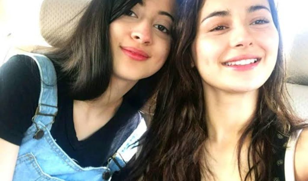 Hania Aamir's Close Picture With Bestie Gets Heavy Criticism