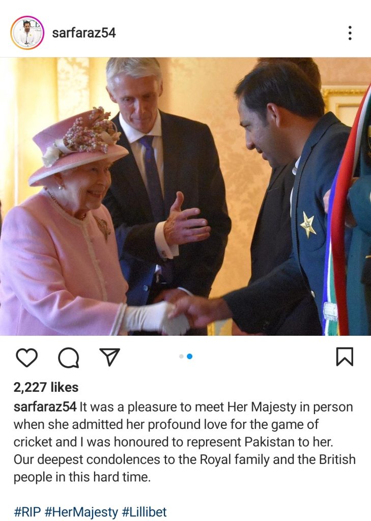 Pakistani Celebrities Extend Condolences On Death of Queen Elizabeth II