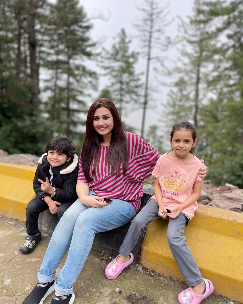 Host Samra Arsalan’s Family Trip To Murree