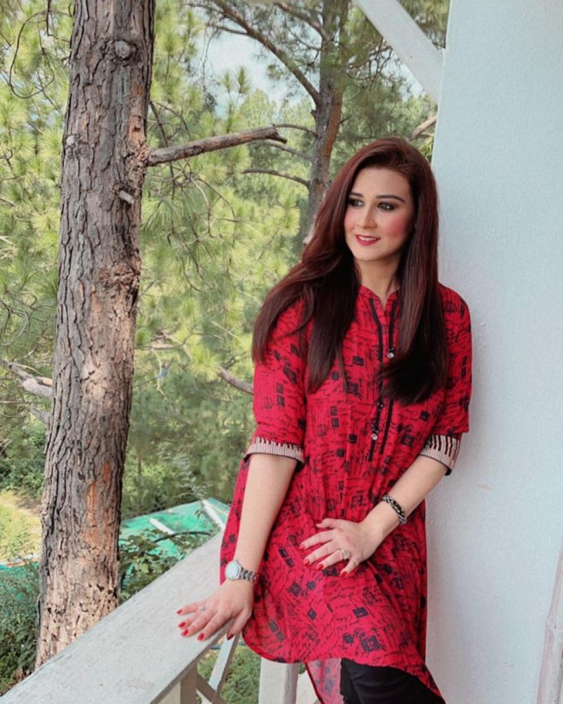 Host Samra Arsalan’s Family Trip To Murree