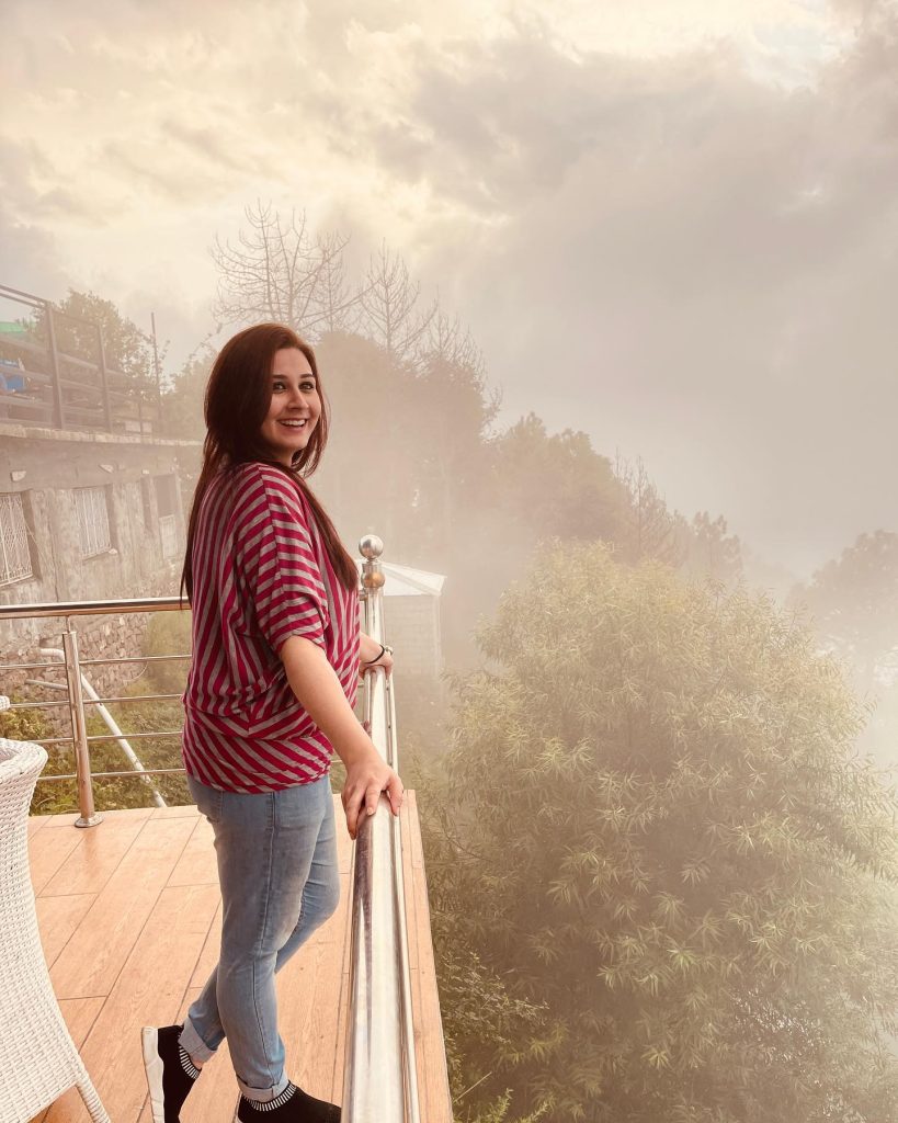 Host Samra Arsalan’s Family Trip To Murree