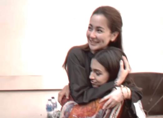 Hania Amir Bids Farewell To Mere Humsafar In Most Beautiful Way