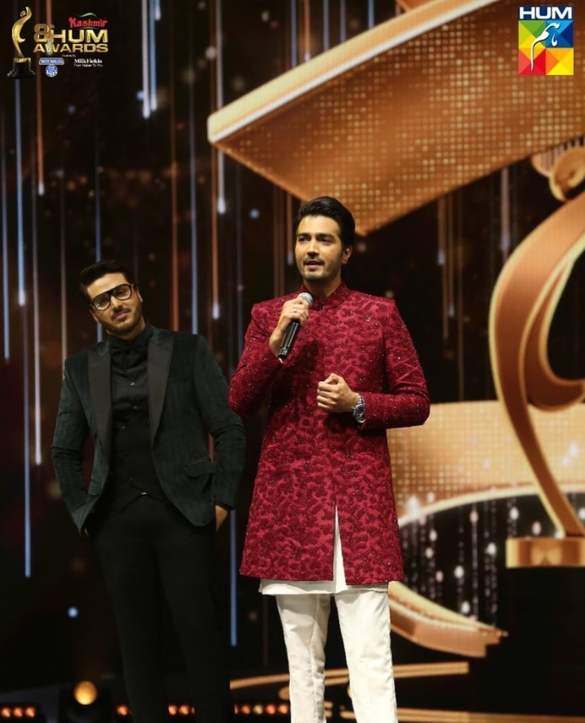 Pakistani Celebrities Pictures From 8th Hum Awards Red Carpet