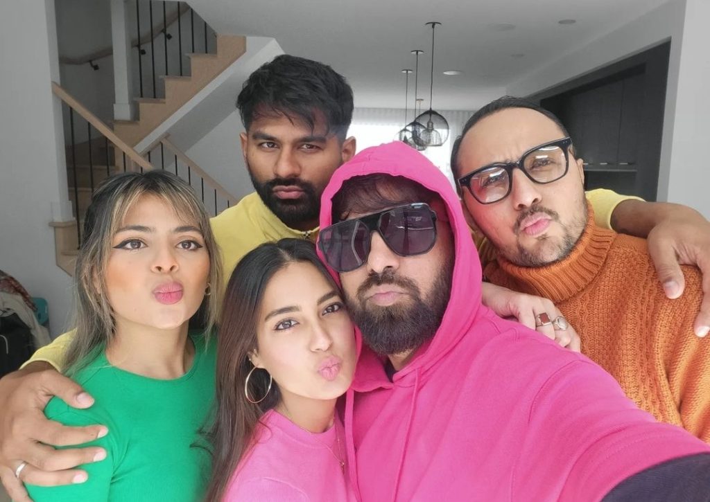 Iqra Aziz and Yasir Hussain Recent Pictures from Canada