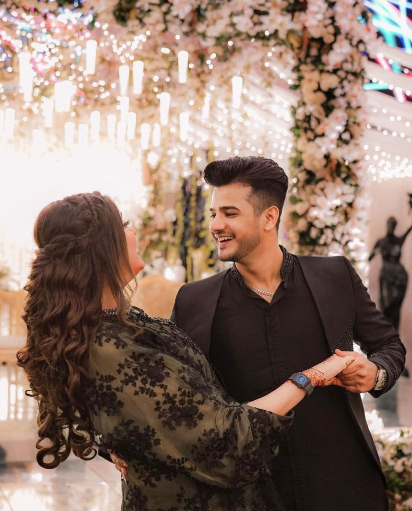 Kanwal Aftab & Zulqarnain Twinning in Black on Alishba Anjum's Engagement