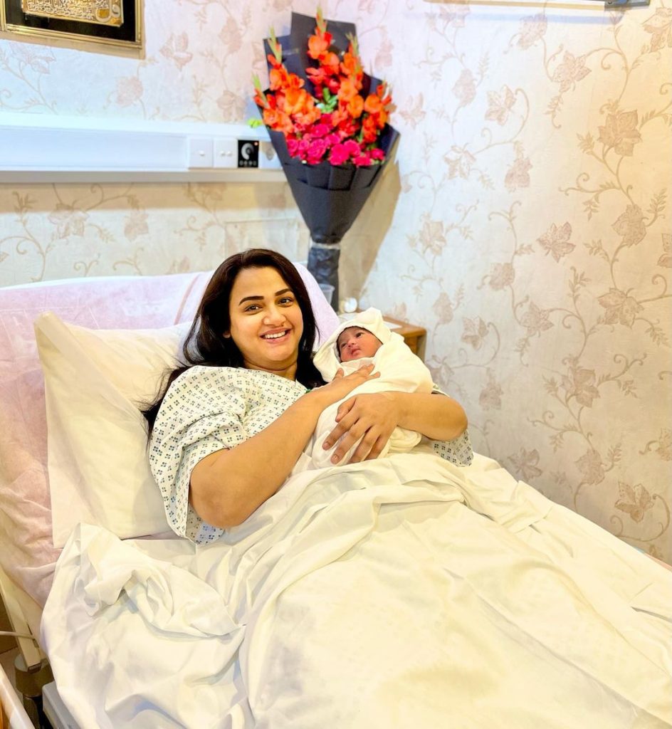 Kiran Tabeir Celebrates One Month Birthday Of Her Daughter Izzah