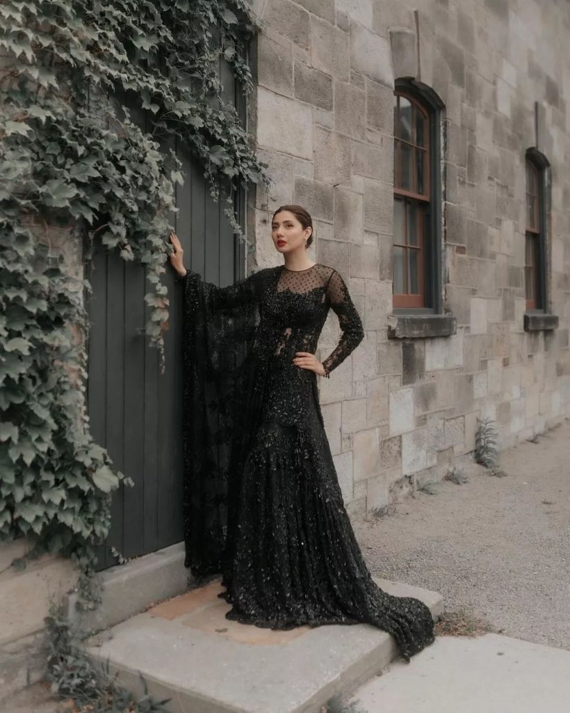 Mahira Khan’s Stunning Pictures From HUM Awards Shoot