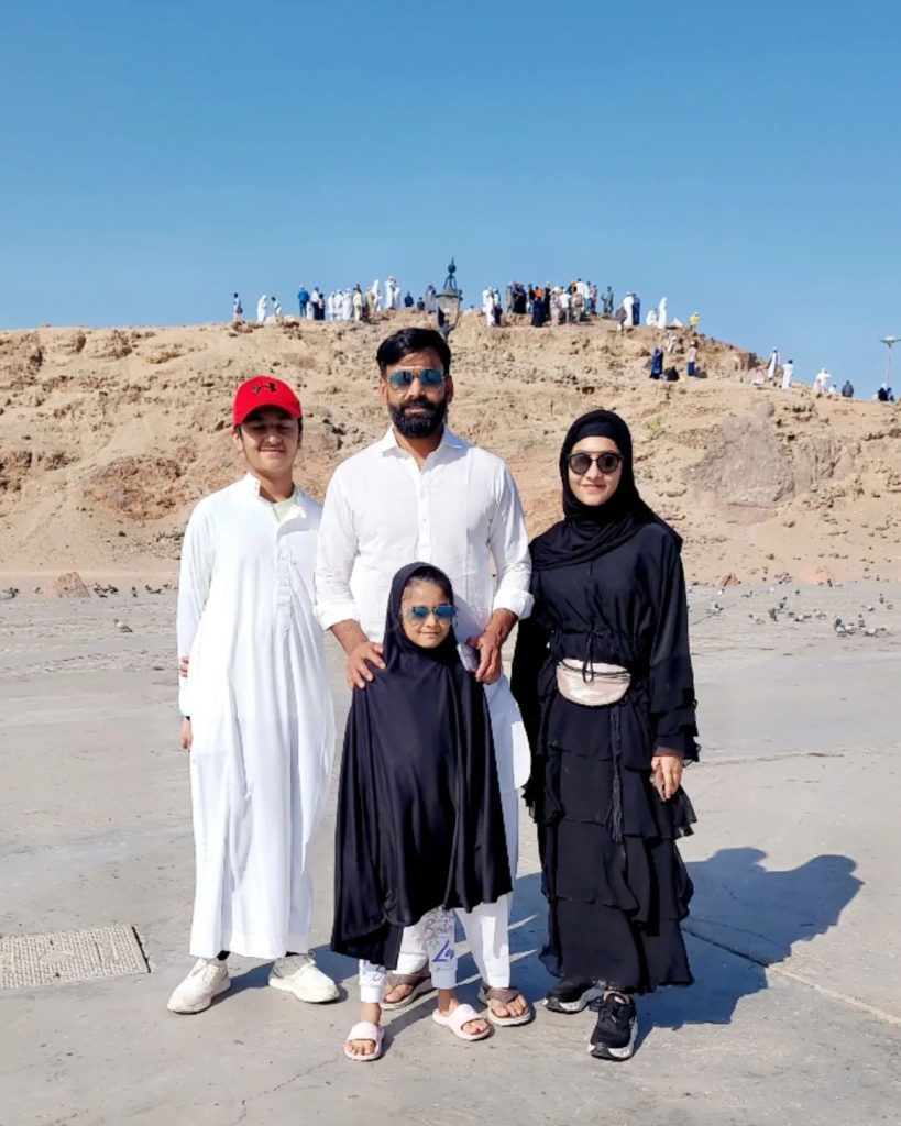 Mohammad Hafeez Performs Umrah With Family