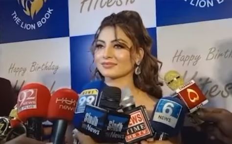 Urvashi Rautela Answers Media Questions Regarding Naseem Shah