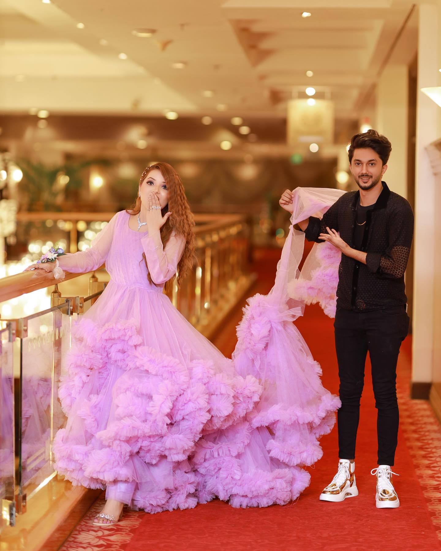 Pakistan Rabeeeca Rabeeca Khan’s Surprise Birthday Party | Reviewit.pk