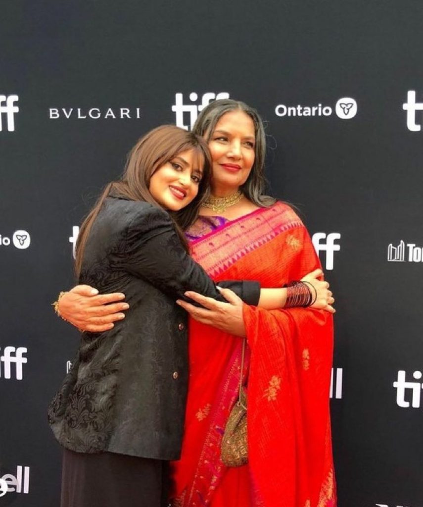 Public verdict on Sajal Aly's look at the Toronto International Film Festival
