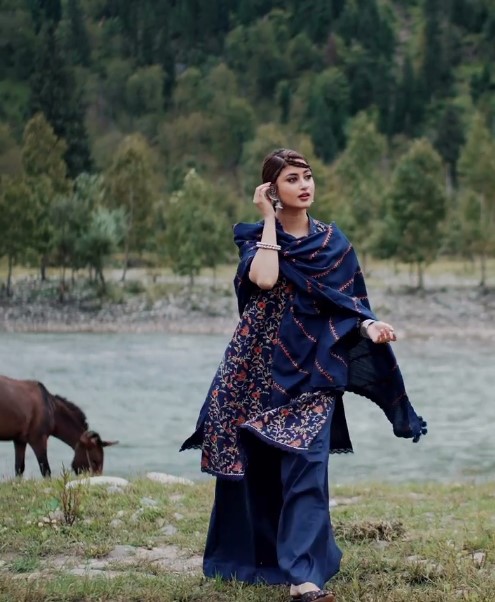 Sajal Aly's Ethereal Kashmiri Look For Sapphire