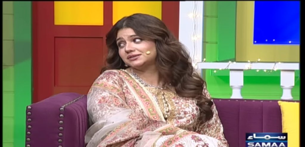 Zara Noor Abbas Shares Pros and Cons of Early Marriage