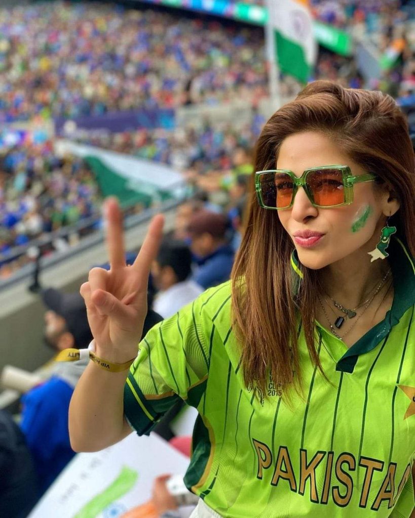 Ayesha Omar Shares Her Pictures From Melbourne Trip