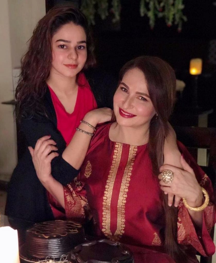 Siyani Famed Beena Chaudhary With Her Daughter Hareem Sohail