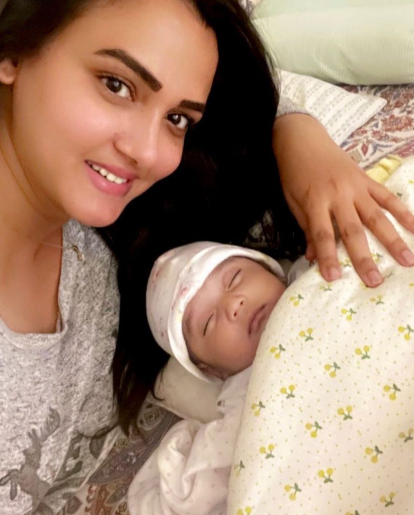 Kiran Tabeir Shares New Adorable Pictures With Daughter & Family