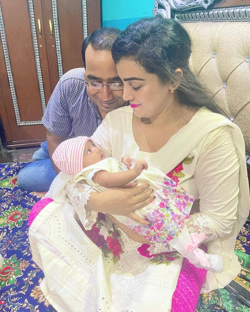 Kiran Tabeir Shares New Adorable Pictures With Daughter & Family