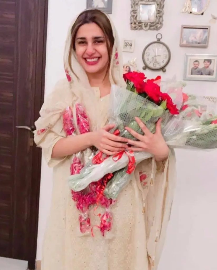 Photos of Kubra Khan from Makkah