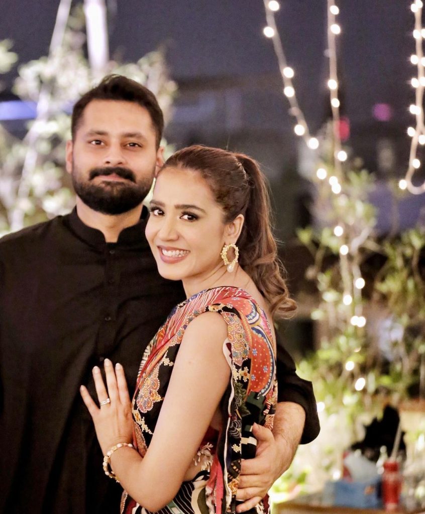 Mansha Pasha And Jibran Nasir Family Dinner Pictures