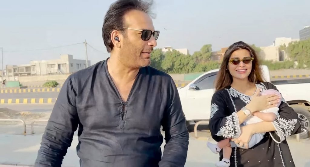 Sadaf & Shahroz New Vlog from Karachi Sea View