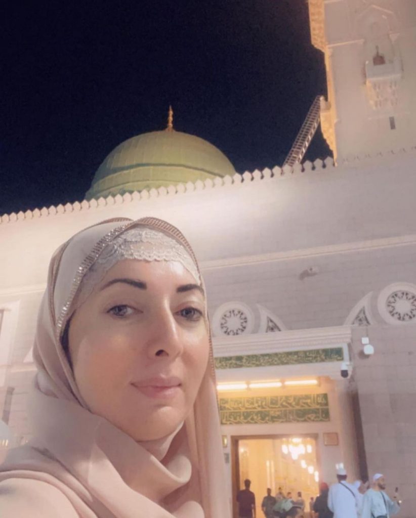 Celebrities in Makkah & Madina During Rabbi Ul Awal Month