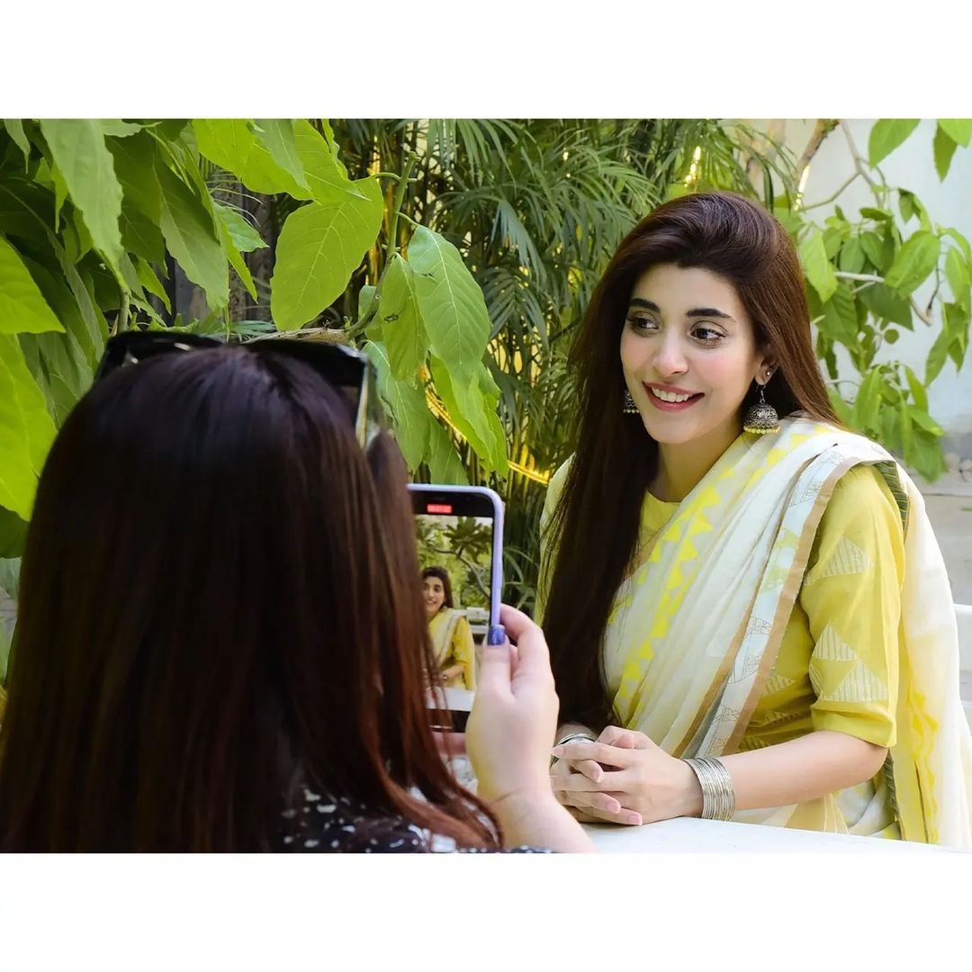 Pictures of Tich Button Cast from Press Meet Up Reviewit.pk