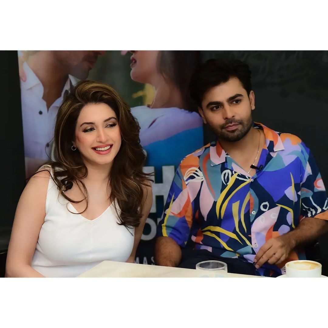 Pictures of Tich Button Cast from Press Meet Up Reviewit.pk