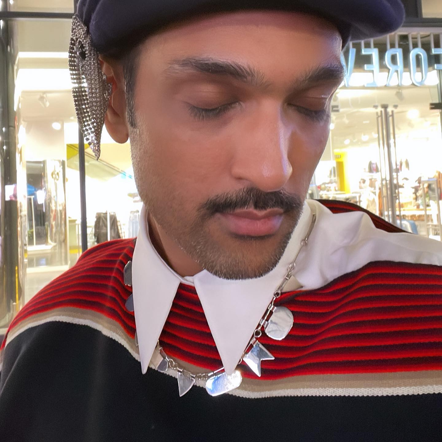 Netizens Confused By Ali Sethi's Latest Fashion Statement Reviewit.pk