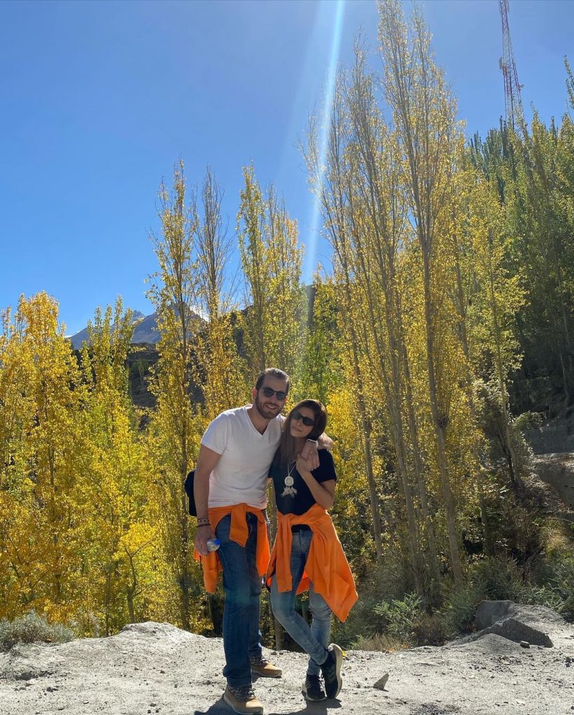 Ayesha Omar's Scenic Trip To Hunza With Friends