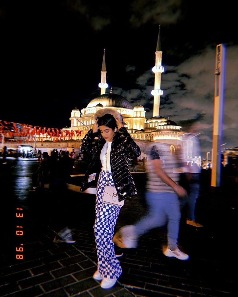 Laiba Khan Serves Stylish Looks In Turkey