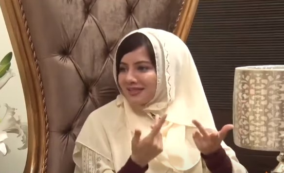 Rabi Pirzada Reveals She Has The Power To Control Wild Animals