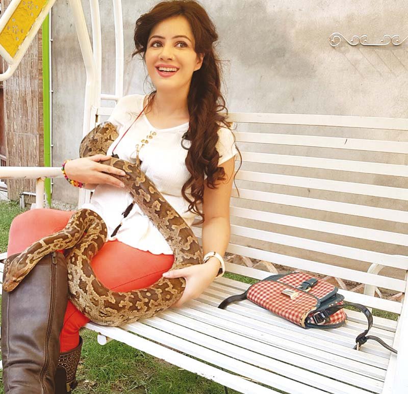 Rabi Pirzada Reveals She Has The Power To Control Wild Animals