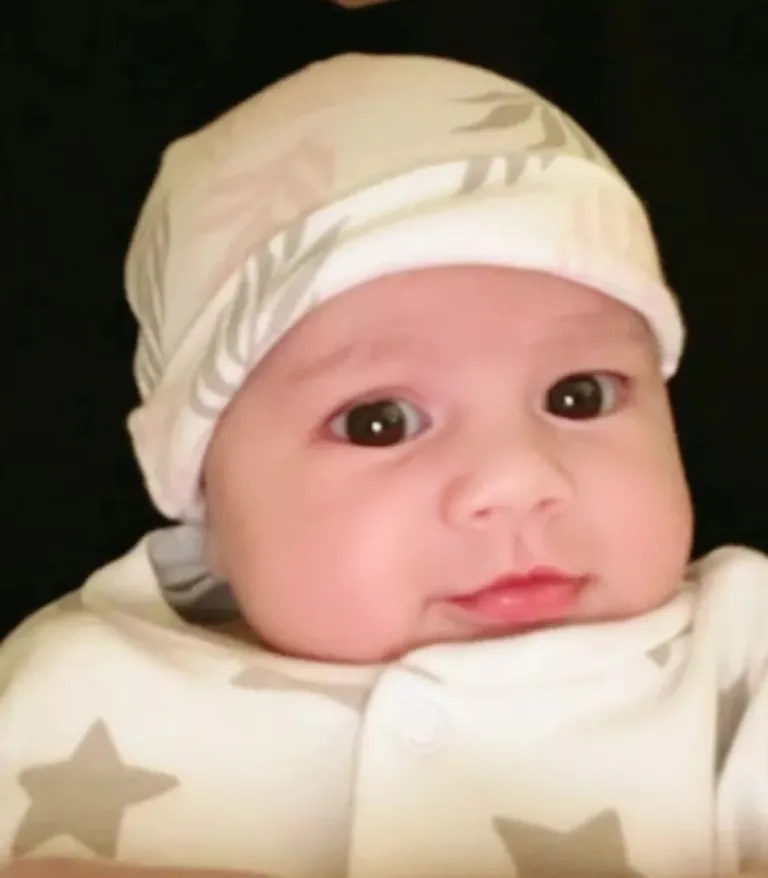 Beautiful Clicks Of Sadaf Kanwal's Baby Girl Zehra Sabzwari