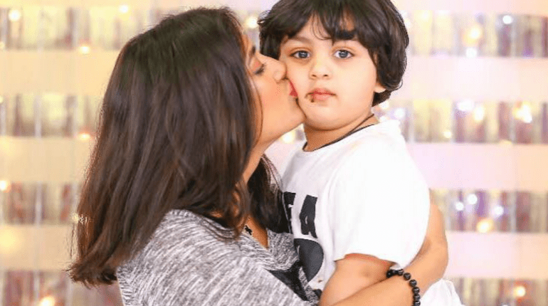 Mathira Reveals She Became Mother at the Age of Fifteen