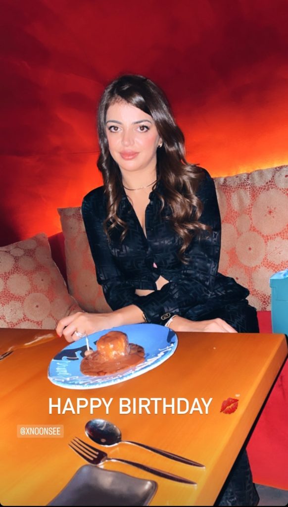 Photos of Elizeh Gabol from a friend's birthday dinner