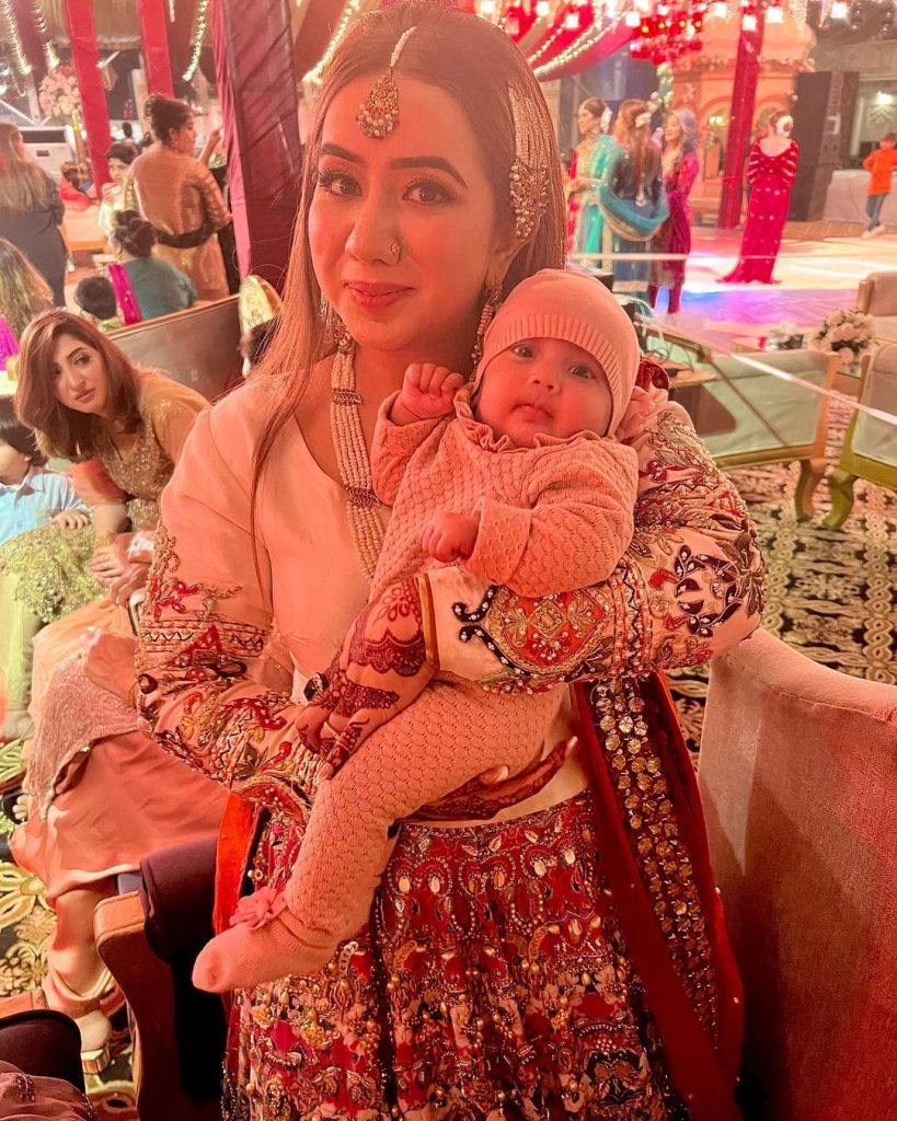 New Adorable Pictures of Kiran Tabeir With Her Little Angel