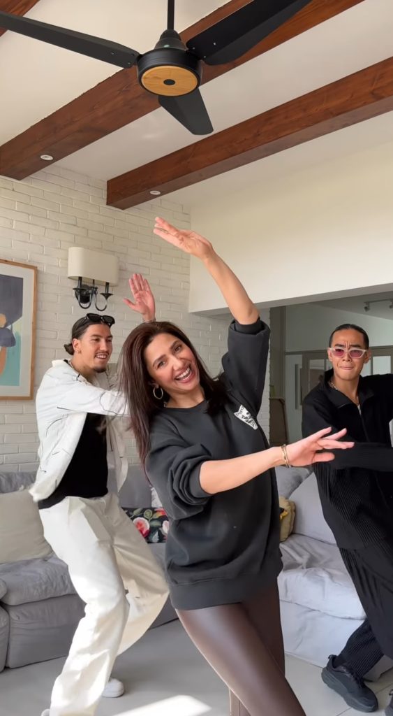 Mahira Khan's Epic Dance on Moray Sayyian With Norwegian Dance Group