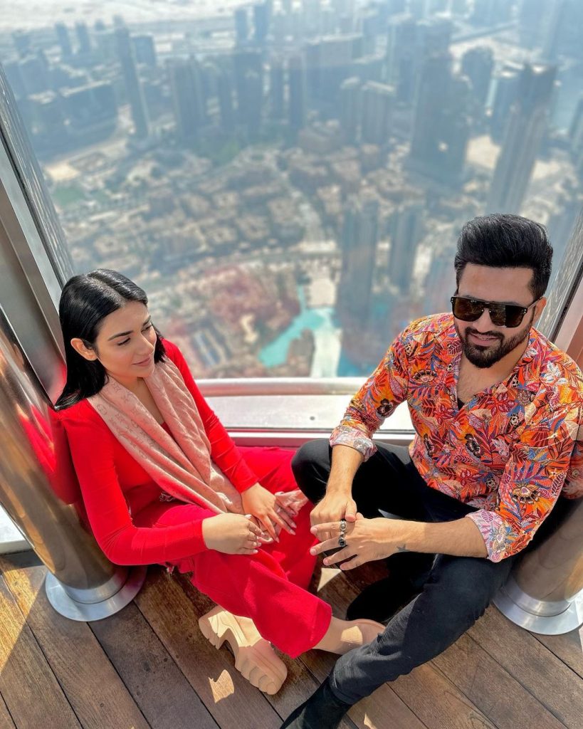 Sarah Khan and Falak Shabir Adorable Pictures from Burj Khalifa Top