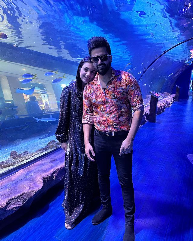 New Pictures of Sarah Khan and Falak Shabir from Dubai