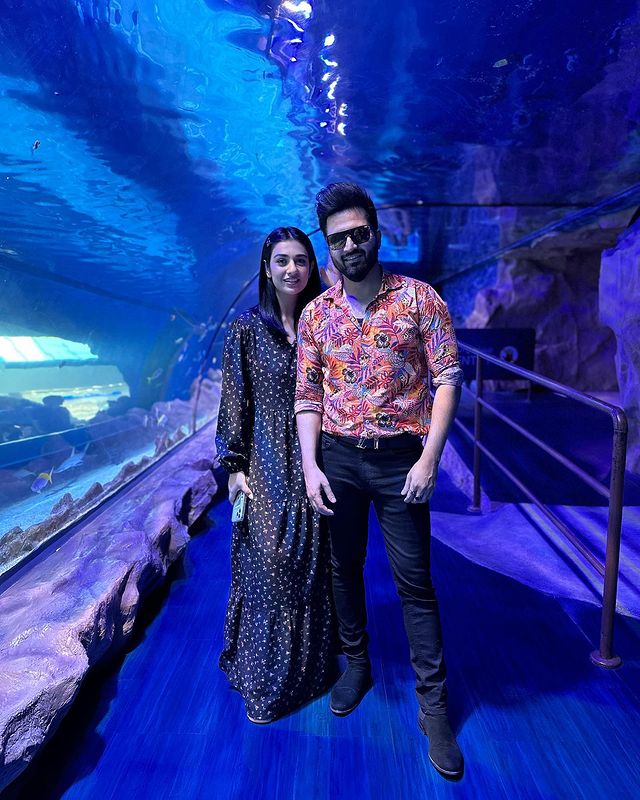 New Pictures of Sarah Khan and Falak Shabir from Dubai